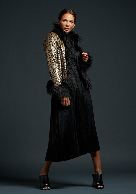 Fabulous-Furs Gold Digger 