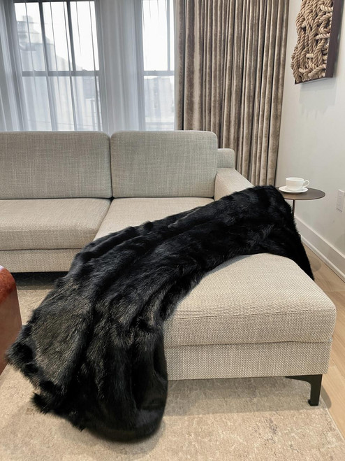  Signature Series Short Black Fox Faux Fur Throws 