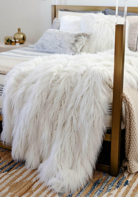  Signature Series White Tibetan Lamb Faux Fur Throws 