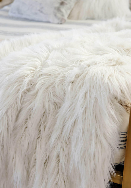  Signature Series White Tibetan Lamb Faux Fur Throws 